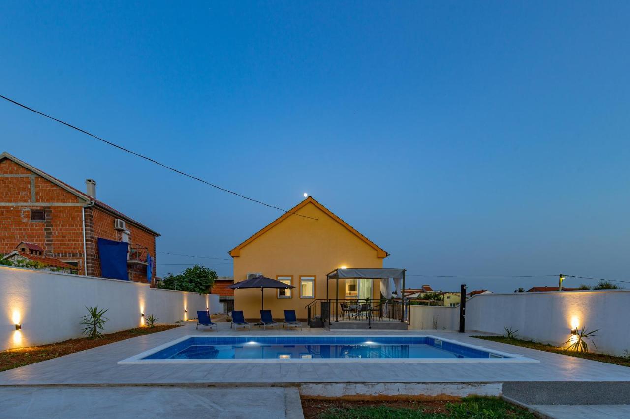 Villa Family And Friends Private Heated Pool With Jacuzzi ซาดาร์ ภายนอก รูปภาพ