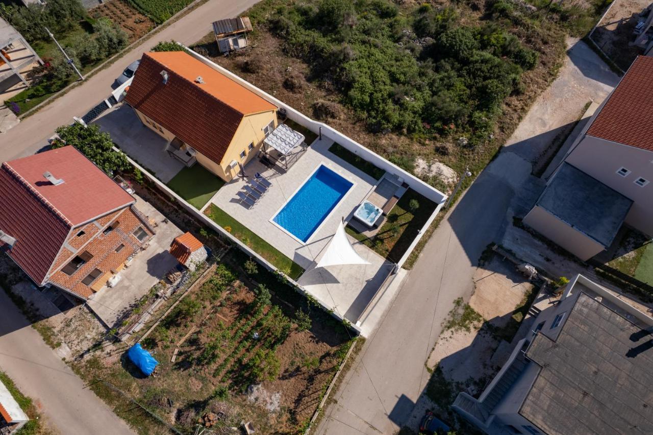 Villa Family And Friends Private Heated Pool With Jacuzzi ซาดาร์ ภายนอก รูปภาพ